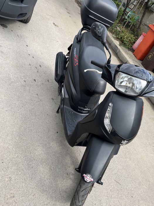 Peugeot Tweet 125