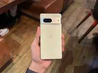 Pixel 7, 256gb, lemon grass, folii pe display și camere