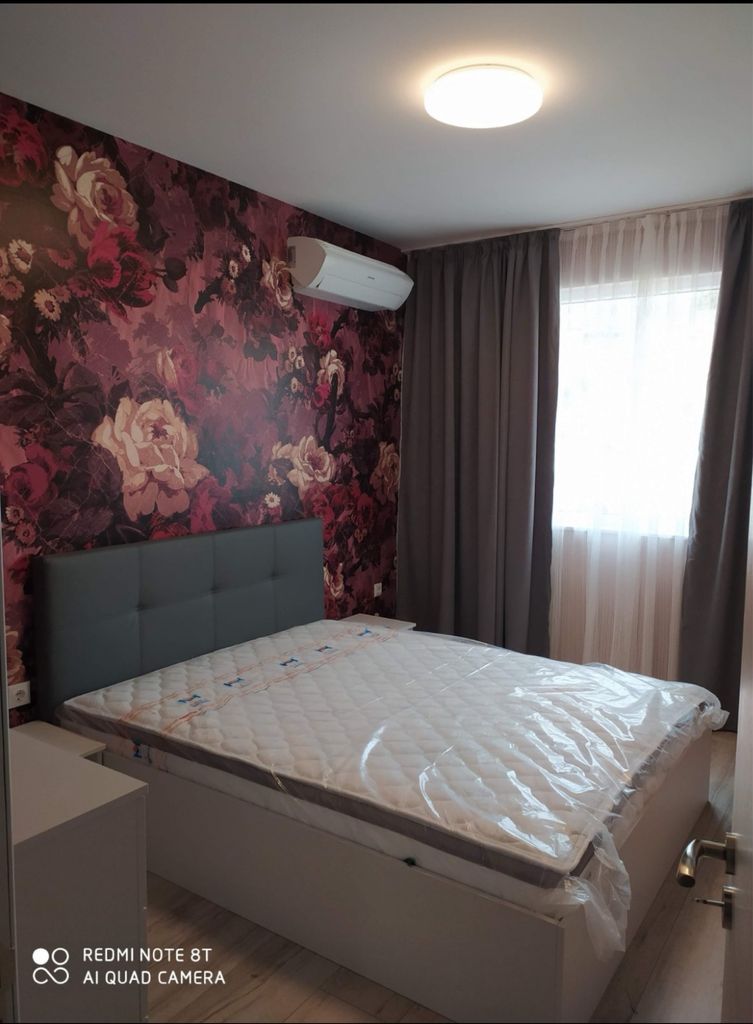 Продава се Тристаен апартамент в Варна, Базар Левски - 100 кв.м за 2350 €/кв.м - Снимка #4
