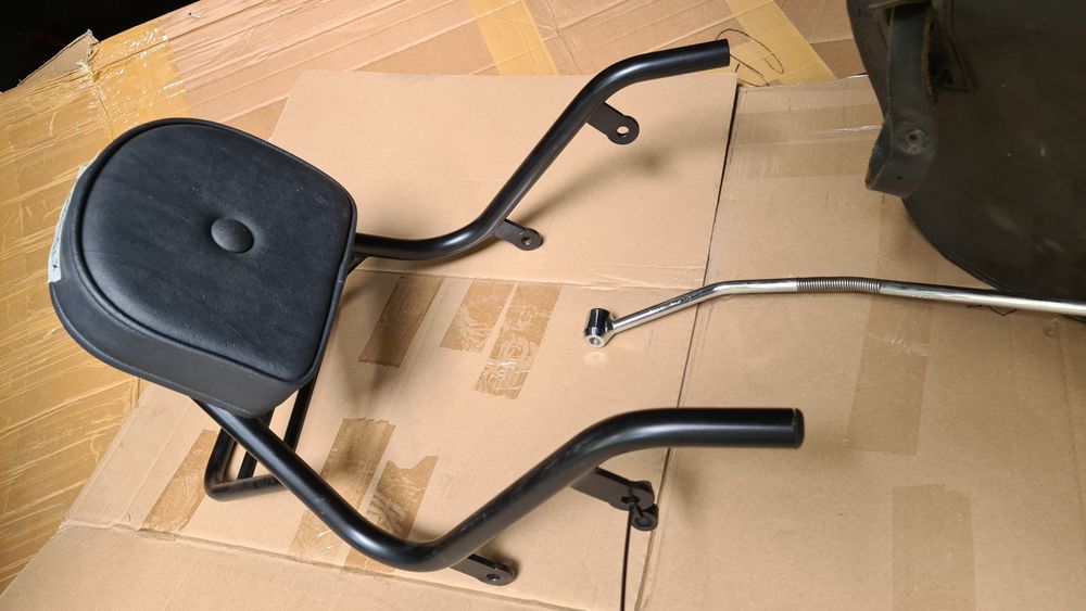 Sissy bar spatar Yamaha XVS 1300 Wildstar  / geanta piele Franco Cuoio