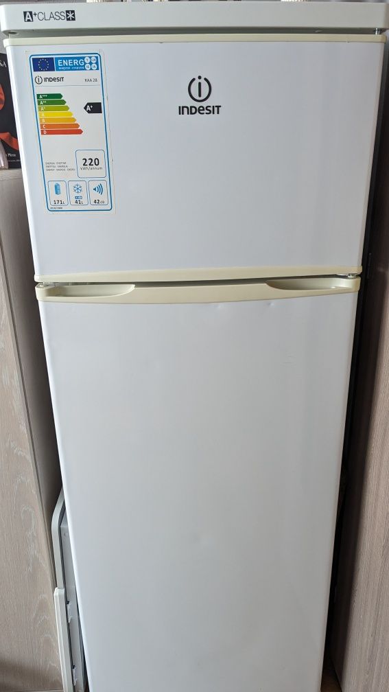 Frigider Indesit RAA 28 Clasa A+