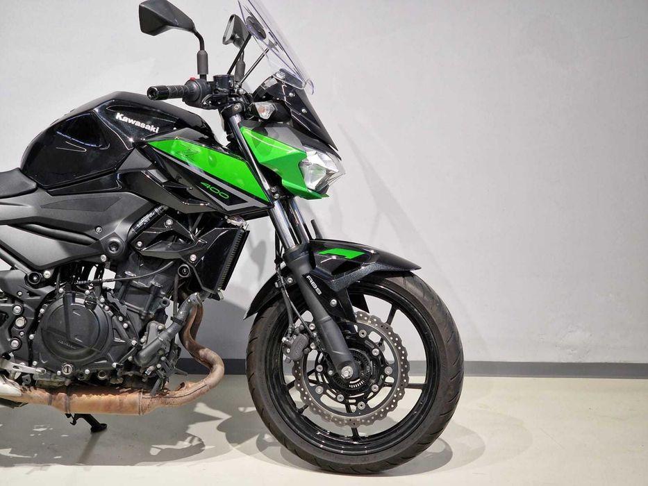 Motocicleta Kawasaki Z 400 2022