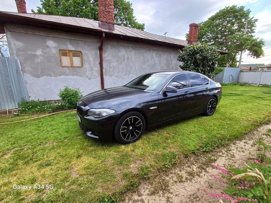 Vand/ schimb Bmw f10, manual, 2011, 2l. Dau diferenta pt f10 automat.