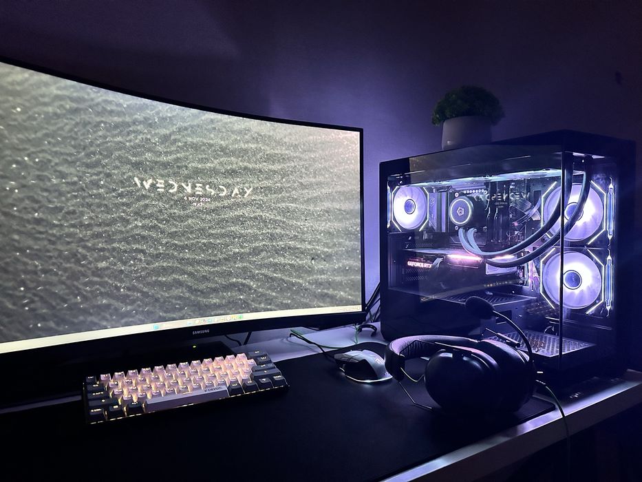 Игровой компьютер с монитором