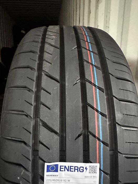 Летен Спорт Пакет Bearway 235/40R19 265/35R19  2354019  2653519