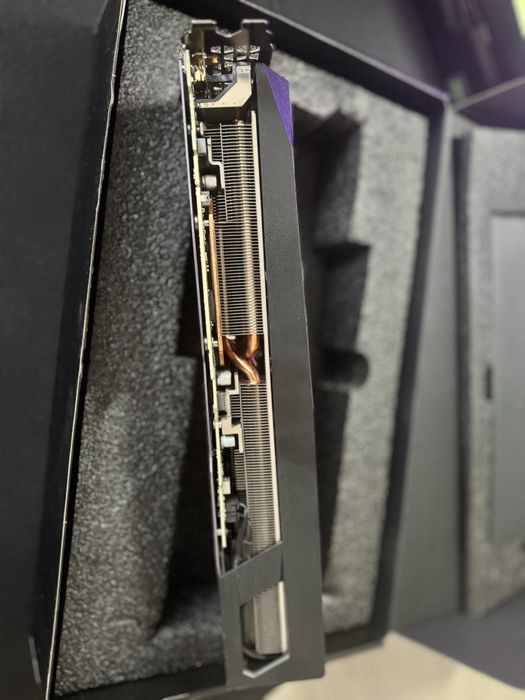 Placa Video Gigabyte RTX 3080 10GB