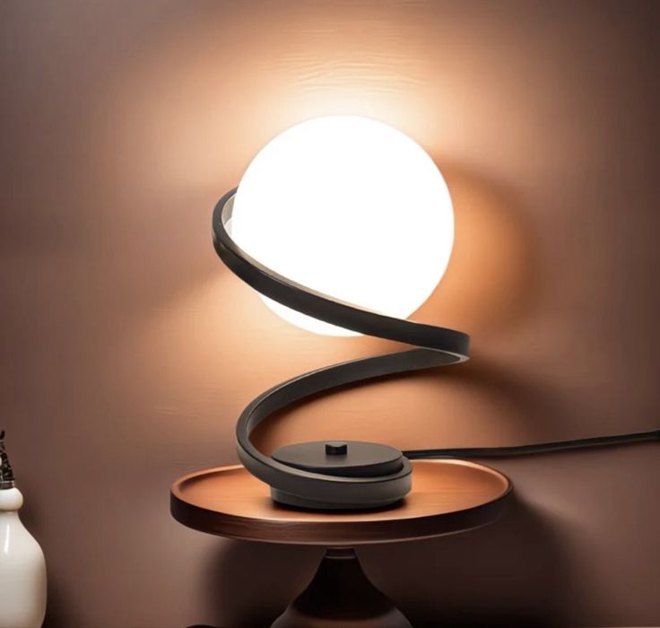 Svetilnik uy va ofis uchun Светильник для дома в офис