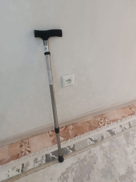 Трость в отличным состоянии