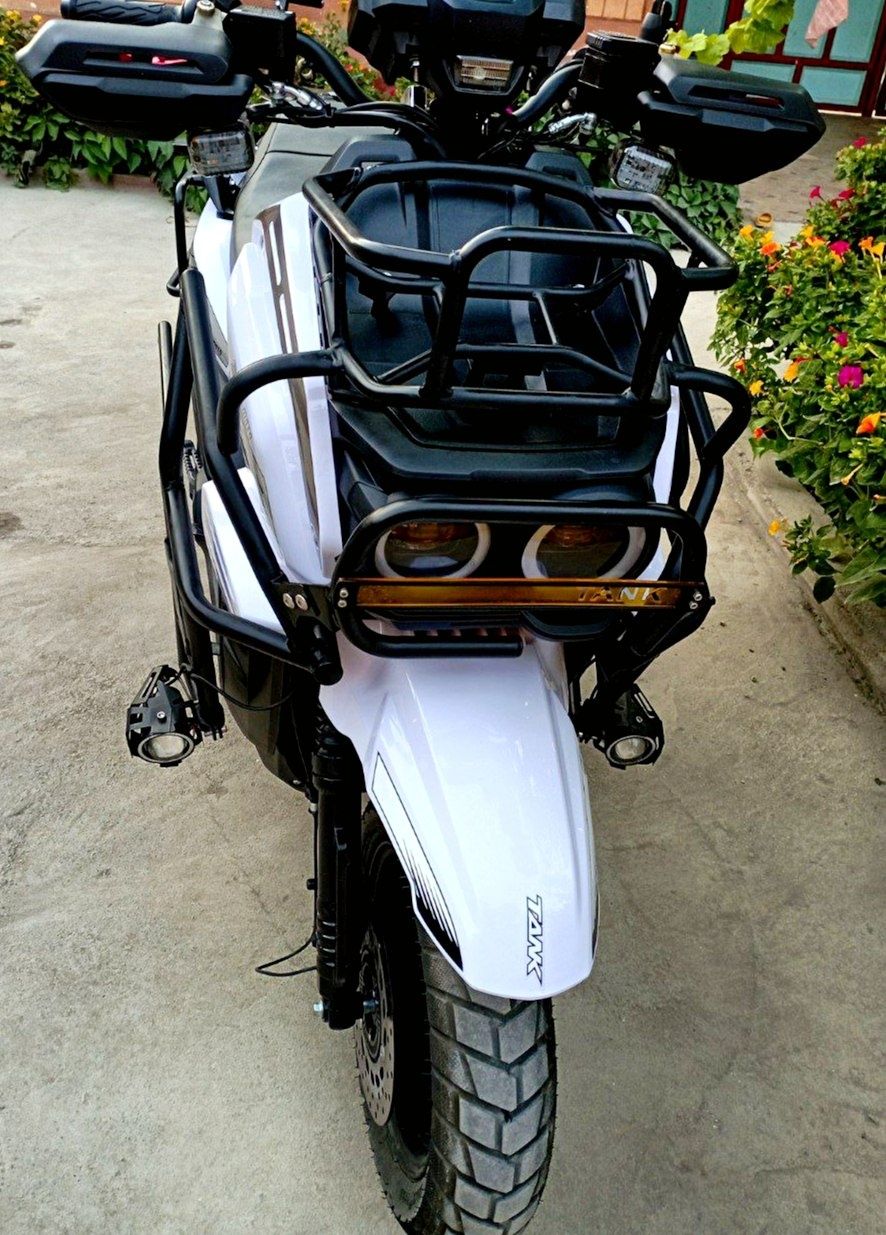 Bas Moto Tank Pro Maxs