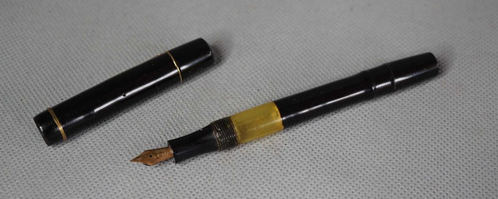 Rona Gold Стара писалка с златен писец и кутия не използвана