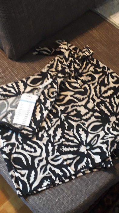 Vand Nou pantalon scurt dam L