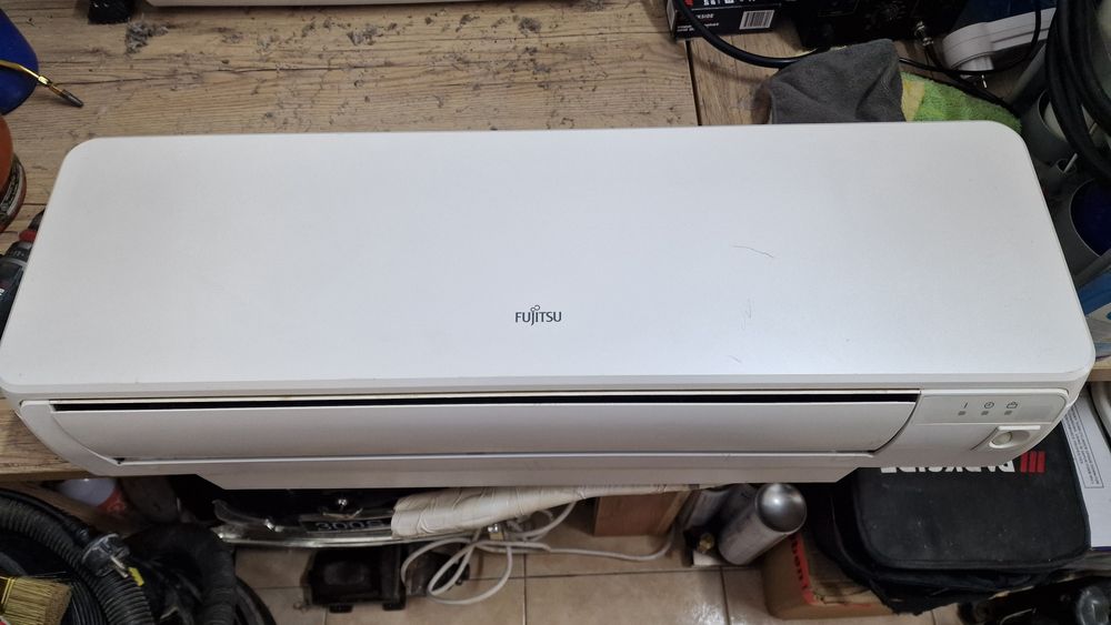 Fujitsu ASYG09KGTA вътрешно тяло