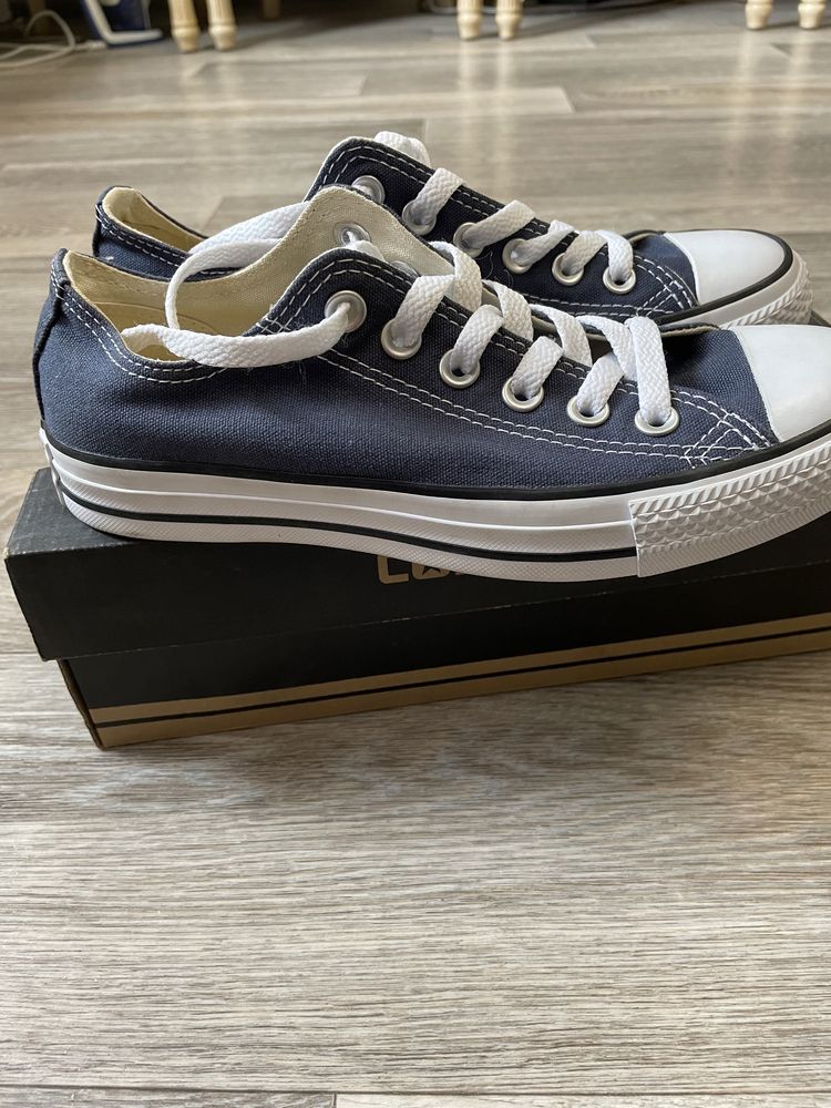 Продам converse оригинал