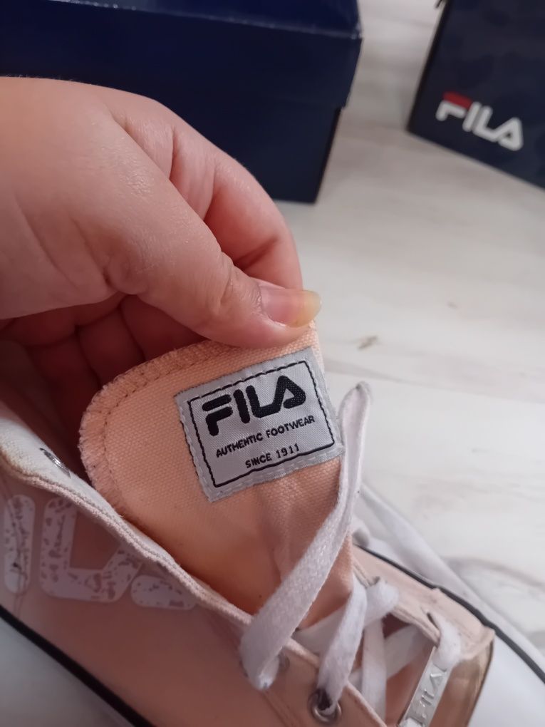 КЕЦОВЕ fila втора ръка 38 номер с кутия