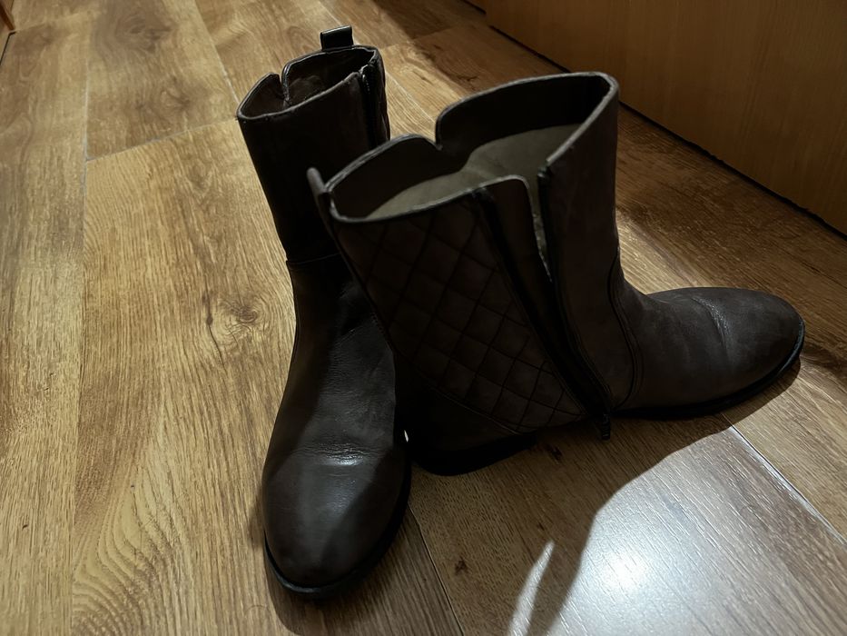 Ghete de iarna ,marimea 38