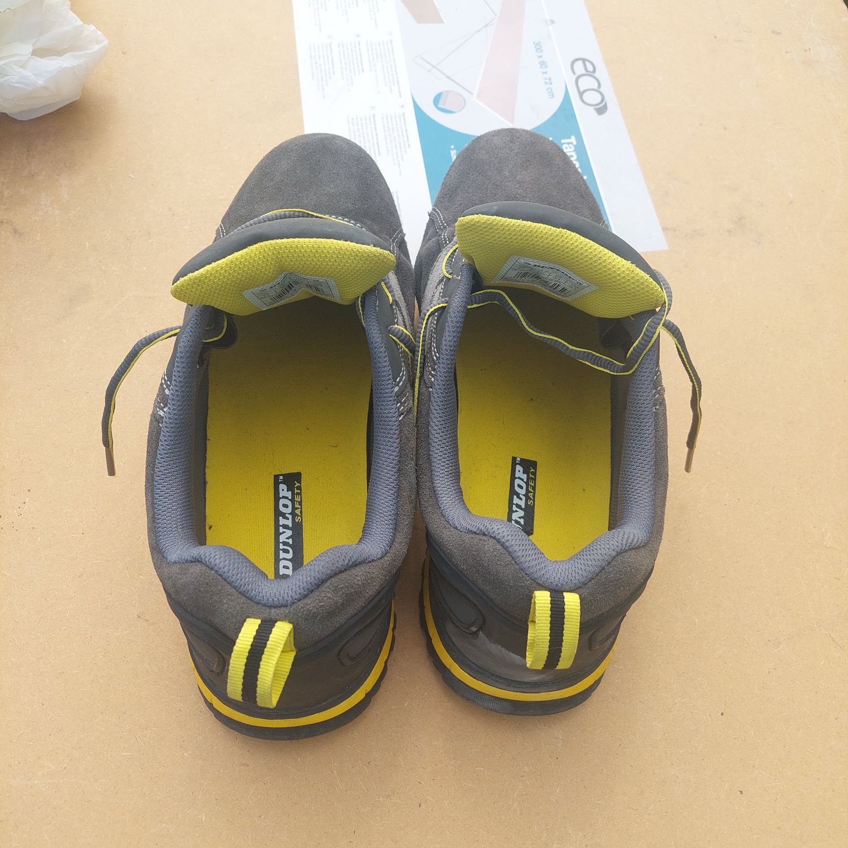 работни обувки dunlop