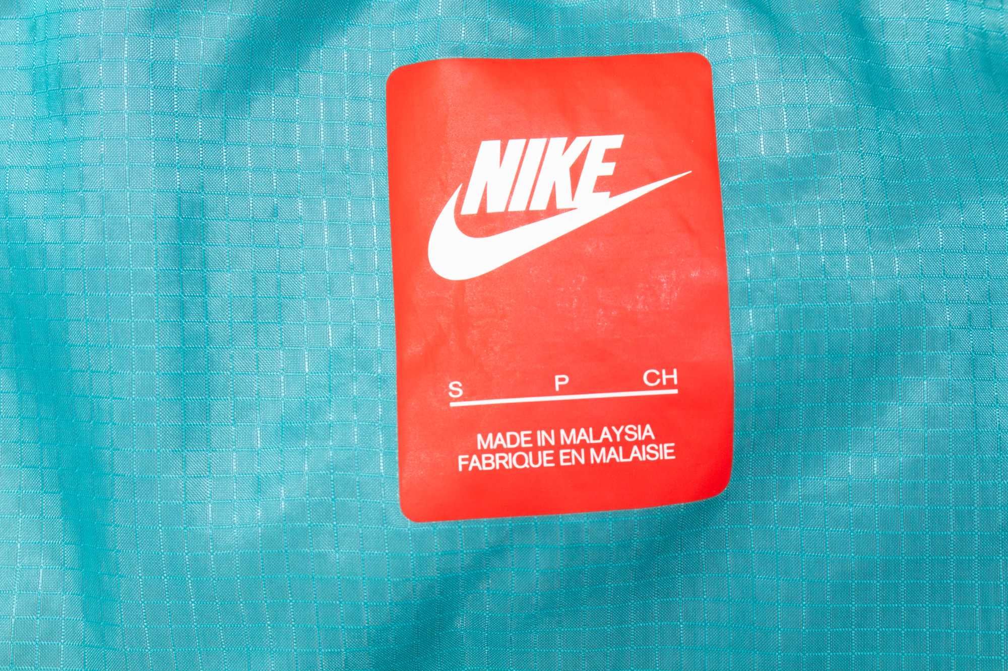 Nike Tech Hyperfuse оригинално дамско яке цветно ветровка с качулка S