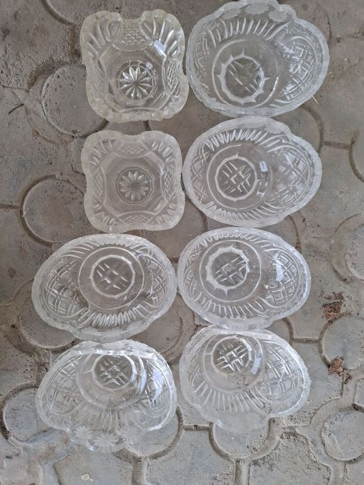 Xrustal va shisha mevadon sotiladi