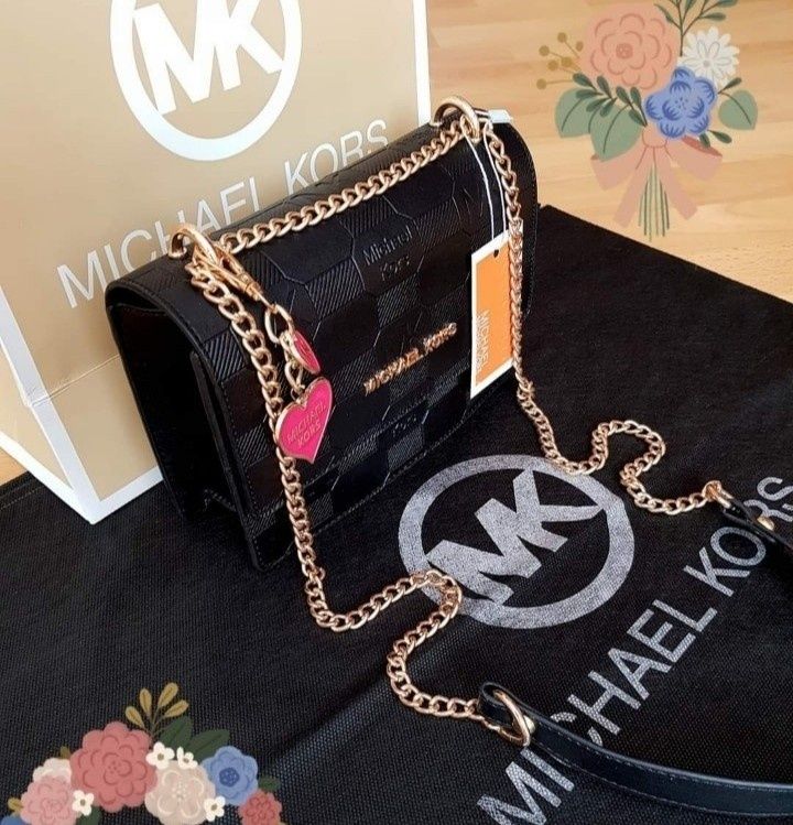 Geanta Michael Kors mini,accesorii metalice,saculet, etichetă