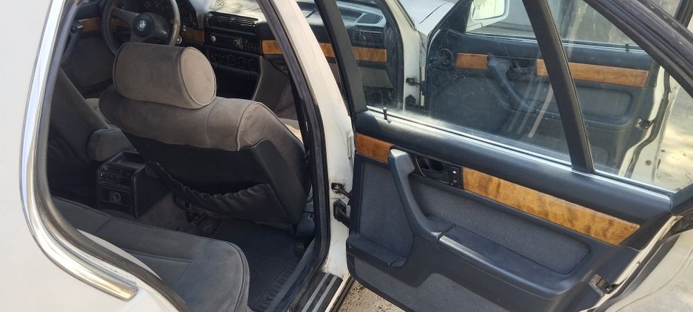 BMW  E32 - 730 b30
