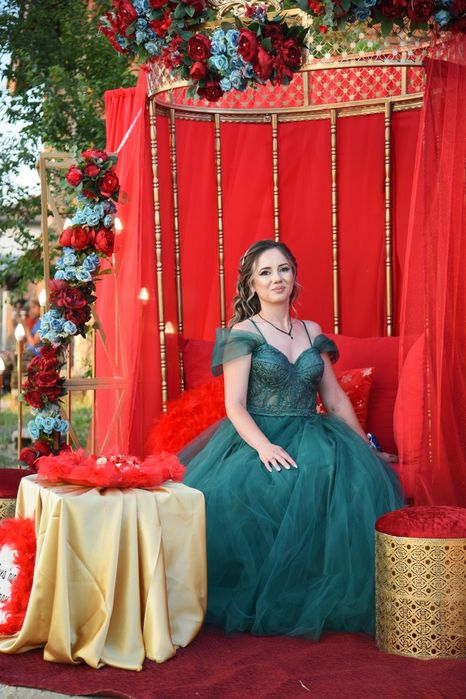 Зелена рокля - за специален повод