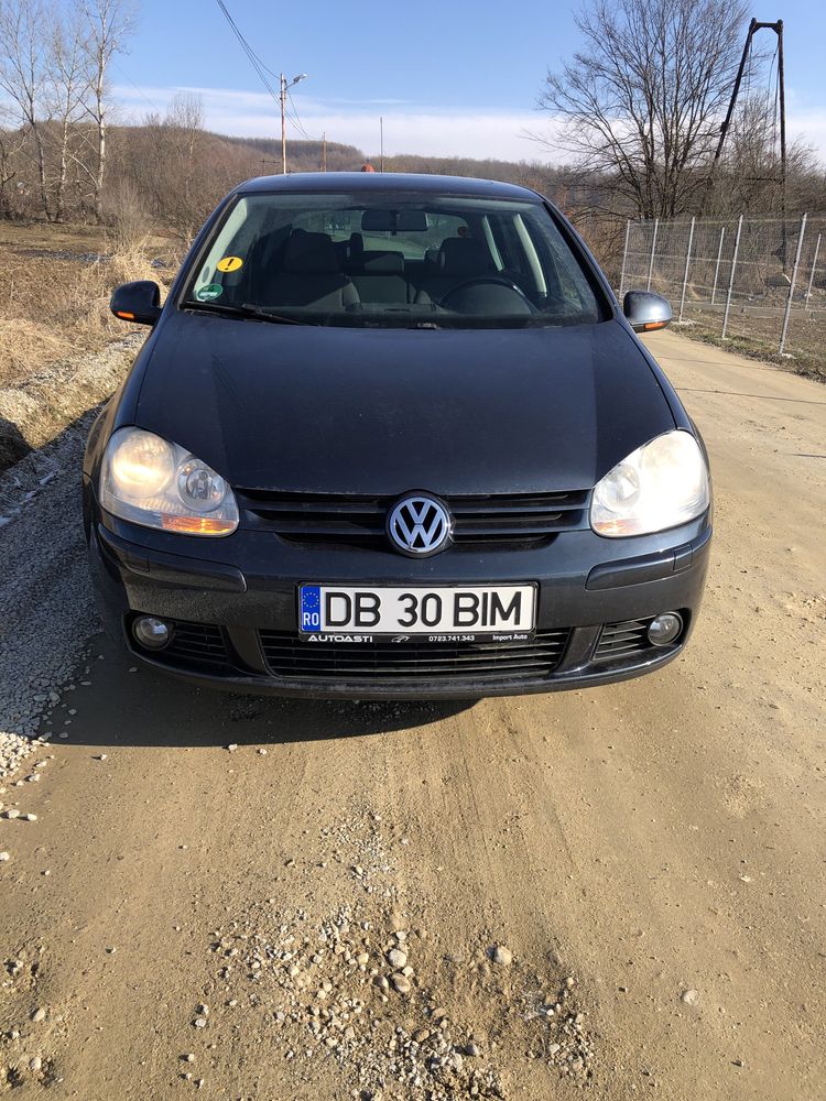 Golf V… 1.6 MPI /Benzina 105HP sau schimb cu una automata