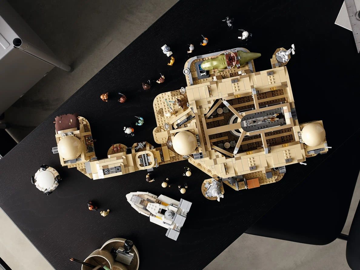 LEGO Star Wars 75290 Mos Eisley Cantina