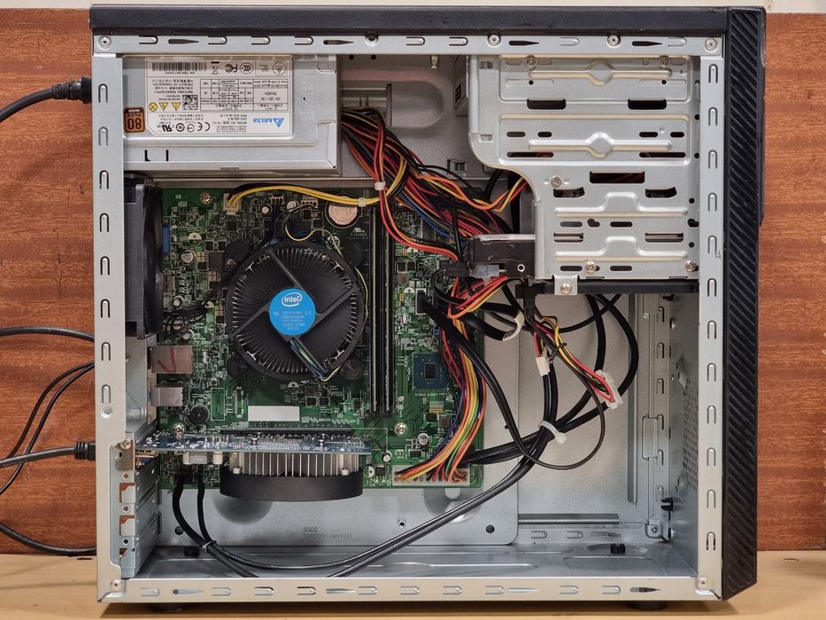 Геймърски Компютър/I5 6500/8GB RAM/SSD 256GB/GTX 650 2GB