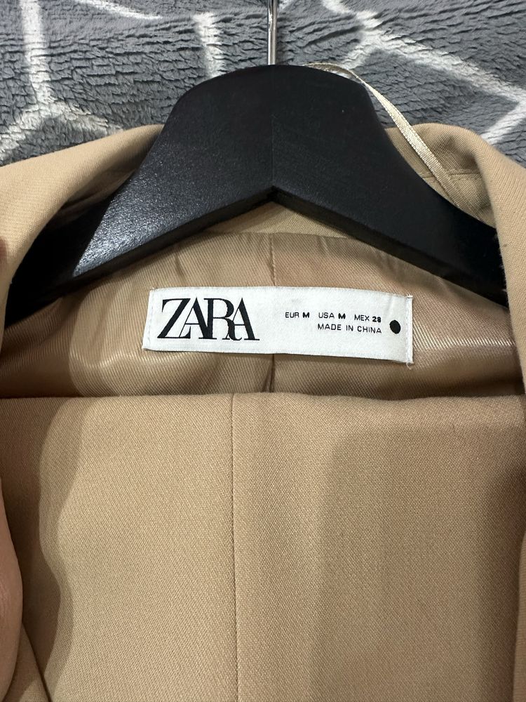 Костюм от Zara размер М
