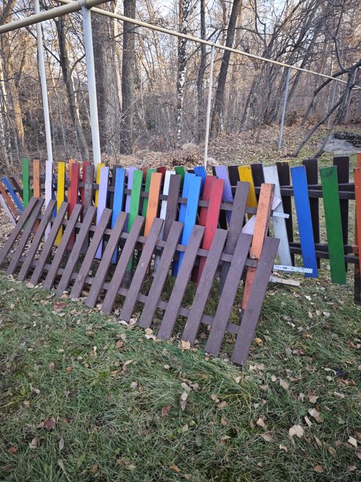 Забор из штакетника