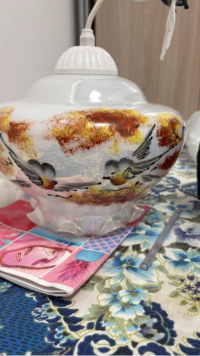 Продам люстры разные красивые на выбор