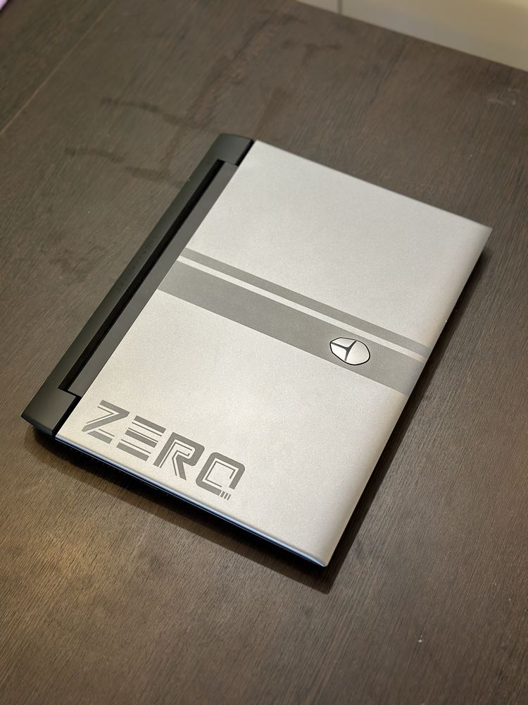 Продам игровой ноутбук Thunderobot ZeroG3 Ultra