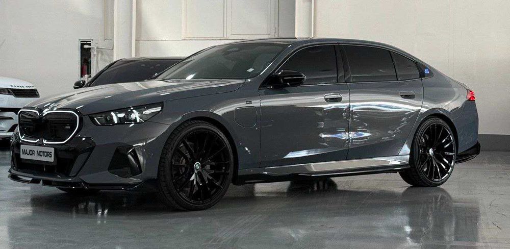 BMW I5 eDrive35L