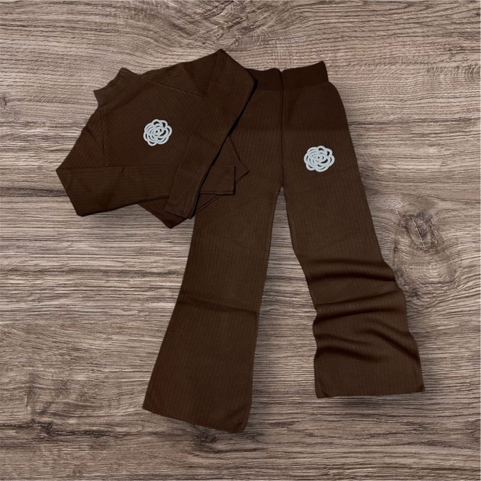 Топъл комплект от фино плетиво