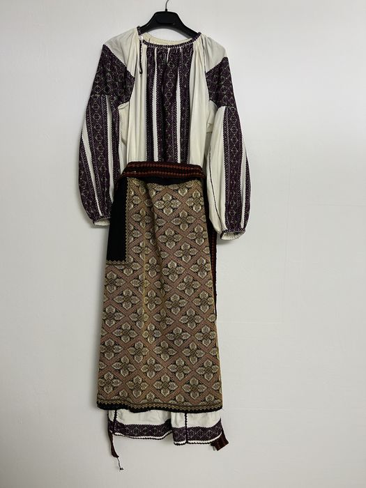 Costum popular superb - Arges