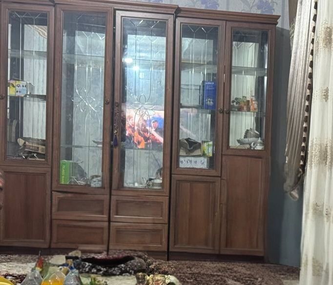 Sotiladi xolati yaxshi narxi 3mln