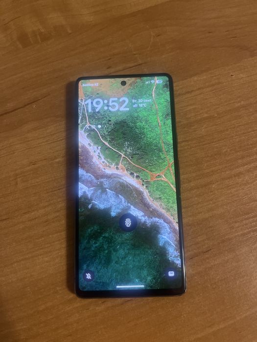 Google Pixel 7 телефон
