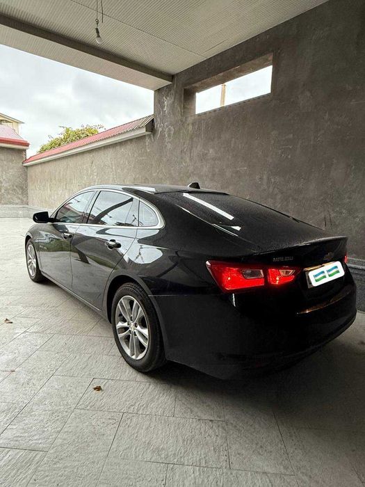 Chevrolet Malibu 2 full 2018 (toza) tez sotiladi!