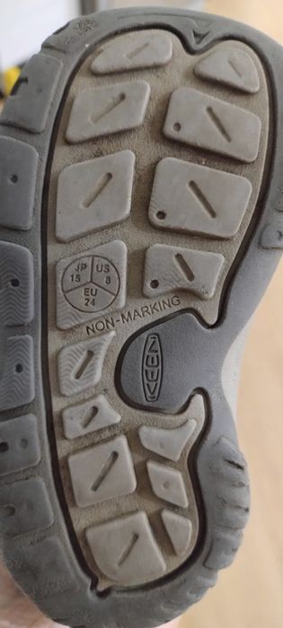 Sandale Keen marimea 24-15 cm