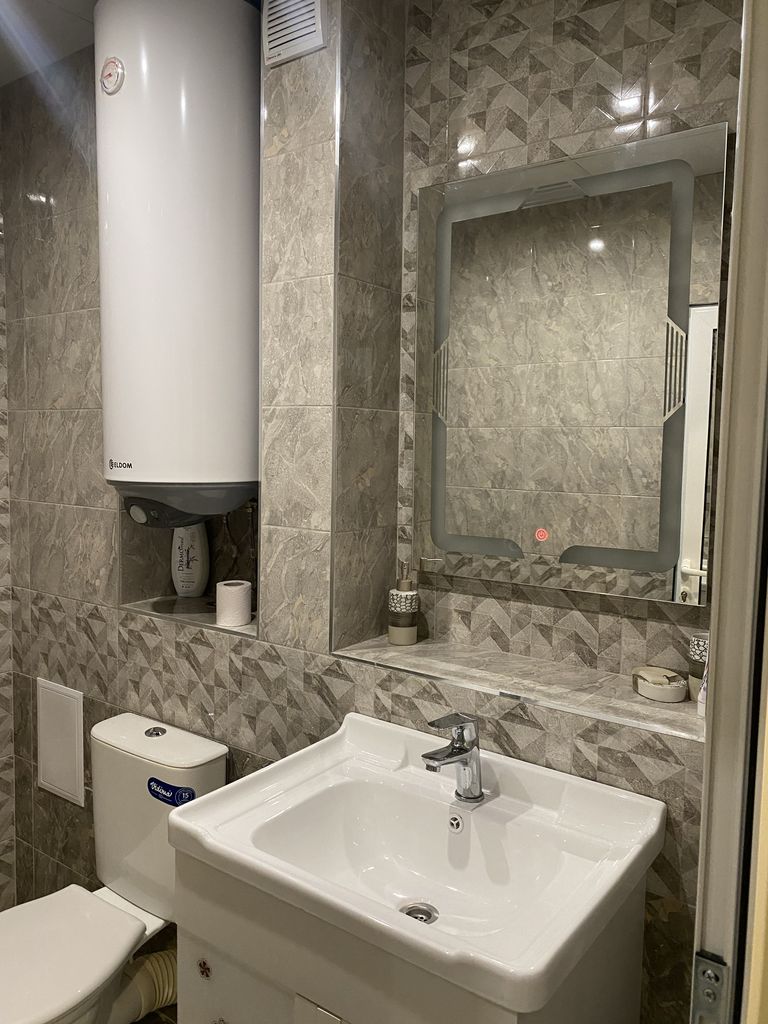 Дава се под наем Едностаен апартамент в Русе, Дружба 1 - 40 кв.м за 306 € - Снимка #4