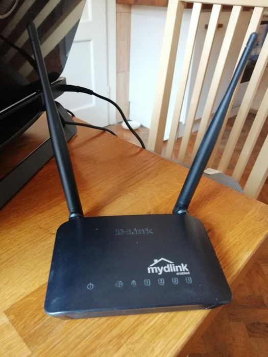Router wireless D-Link N300 DIR-605L
In stare foarte buna, aproa