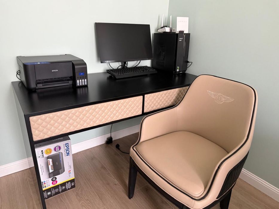 Рабочий комплект.Компьютерный стол+кресло+компьютер+монитор