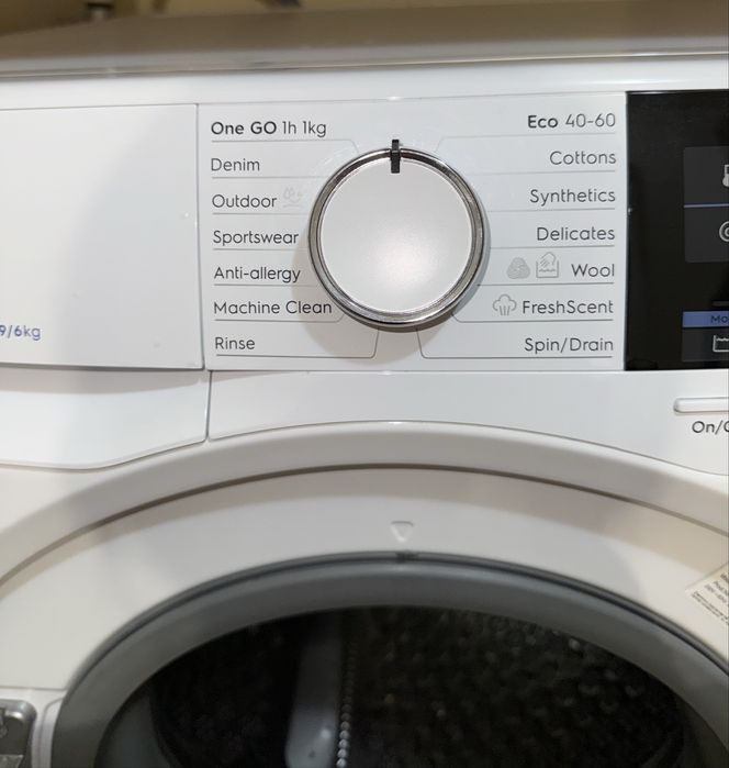 Пералня със сушилня Electrolux Perfect Care 700