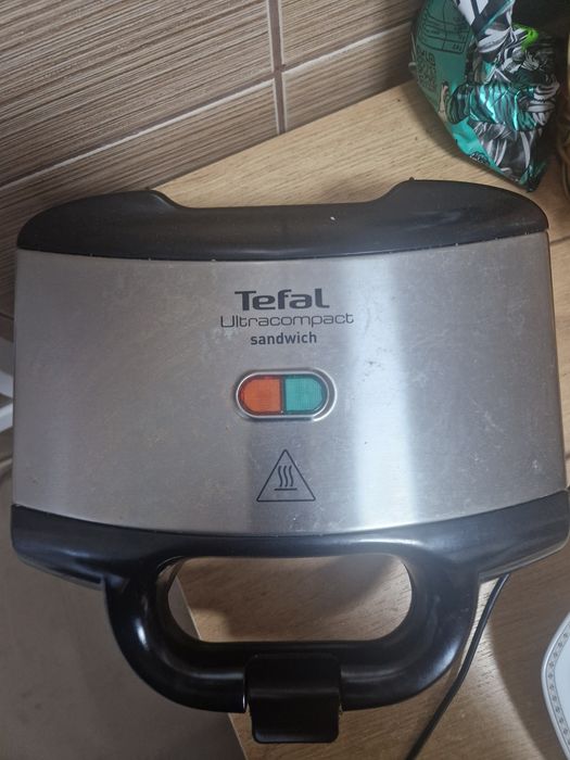 Aparat de facut sandvisuri - Tefal