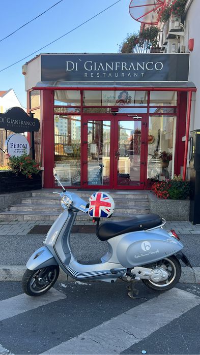 Vespa primavera 50 model S sau schimb cu 125