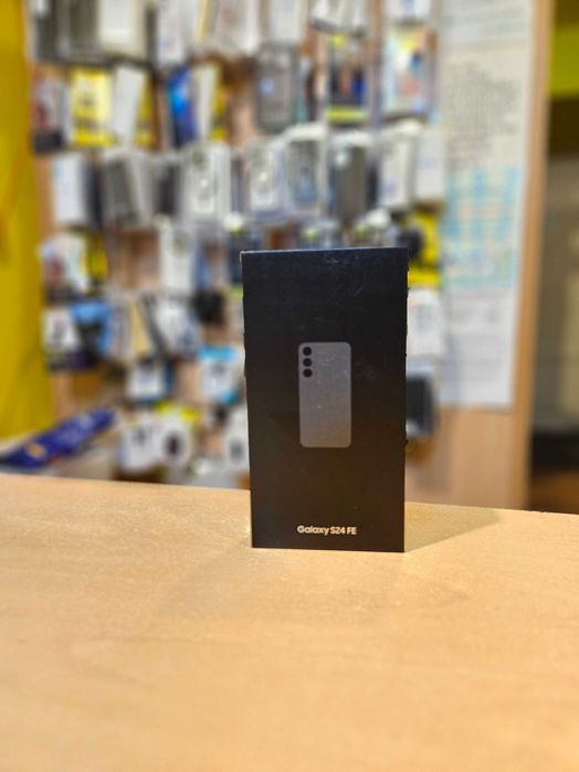 Samsung Galaxy S24 FE - Nou, Sigilat - 128GB - Negru