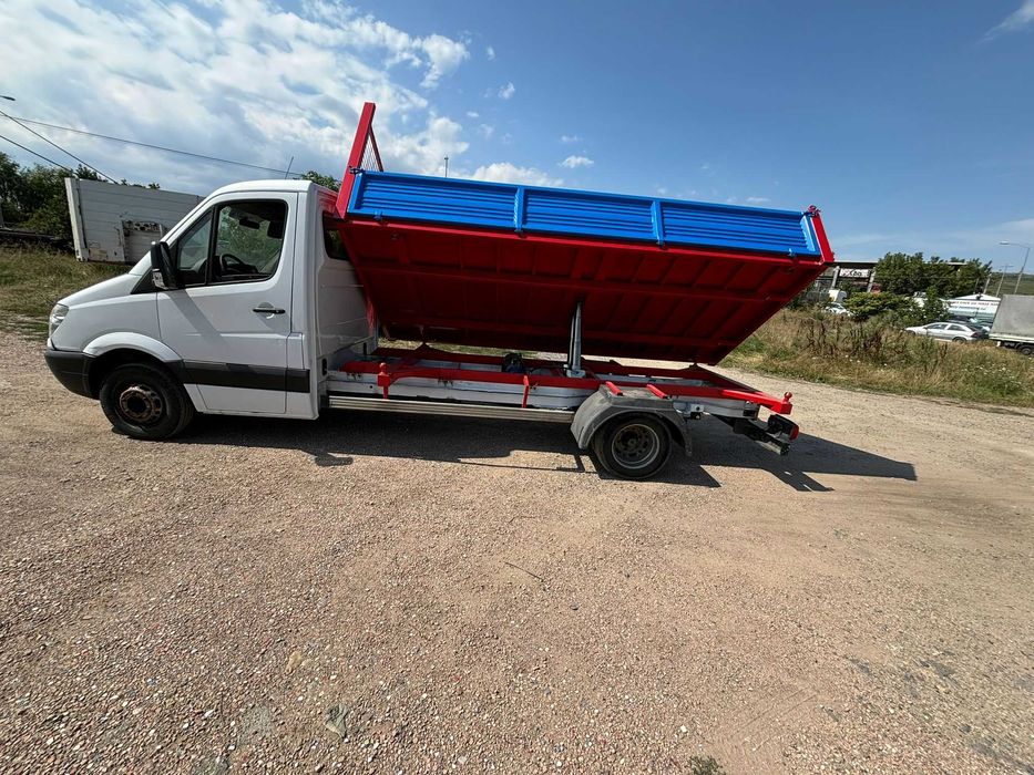 Mercedes Sprinter 518,an 2009,cu basculare trilaterala, Iveco