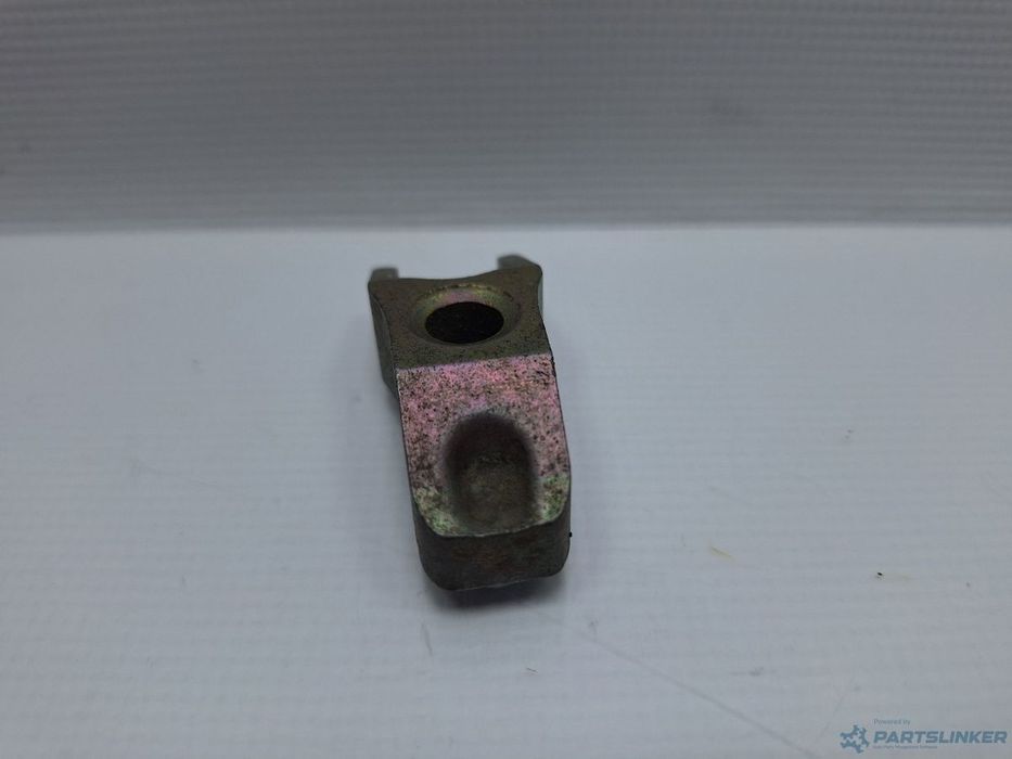 Brida injector VOLKSWAGEN GOLF IV (1J1) [ 1997 - 2007 ] TDI (AGR, ALH) 66KW|90HP OEM  028130206