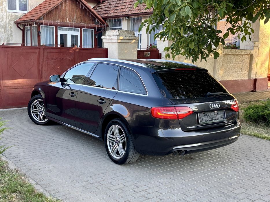 Audi A4 B8 S-Line  EURO 5  “2.0 TDI 140 cai An 2013”