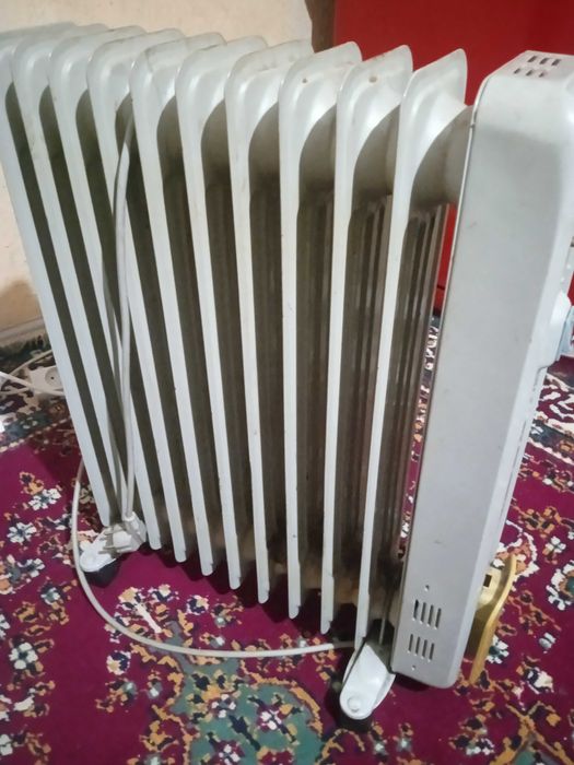 Продам масляный обогреватель